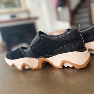 Sorel Kinetic Impact Strap Sneakers – Women’s Size 9.5 - black